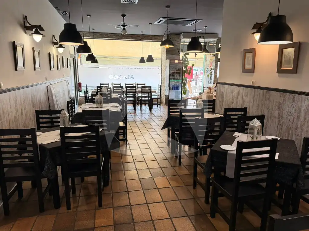 Commercial properties for sale in Badajoz  with Air Conditioner