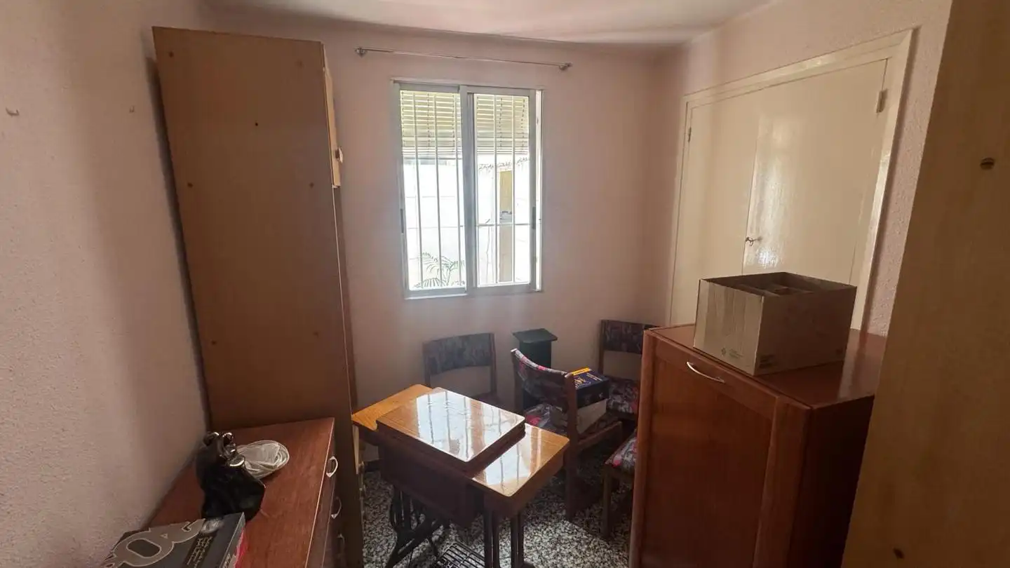 Habitación de Piso de alquiler en Valencia con Aire acondicionado, Terraza y Amueblado