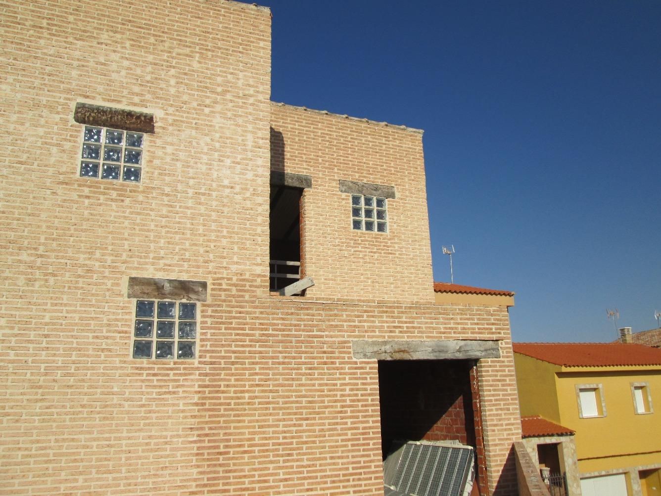 Exterior view of House or chalet for sale in Villarejo-Periesteban