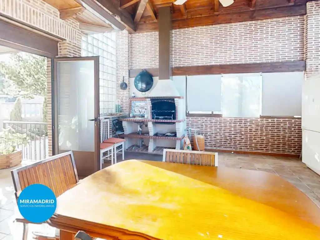 Cocina de Casa o chalet en venta en Torrejón del Rey con Piscina