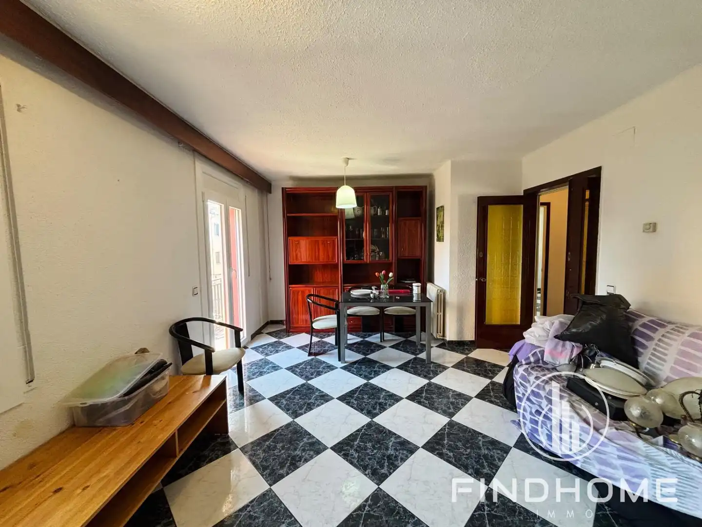 Sala d'estar de Casa o xalet en venda en Olot amb Aire condicionat, Calefacció i Terrassa