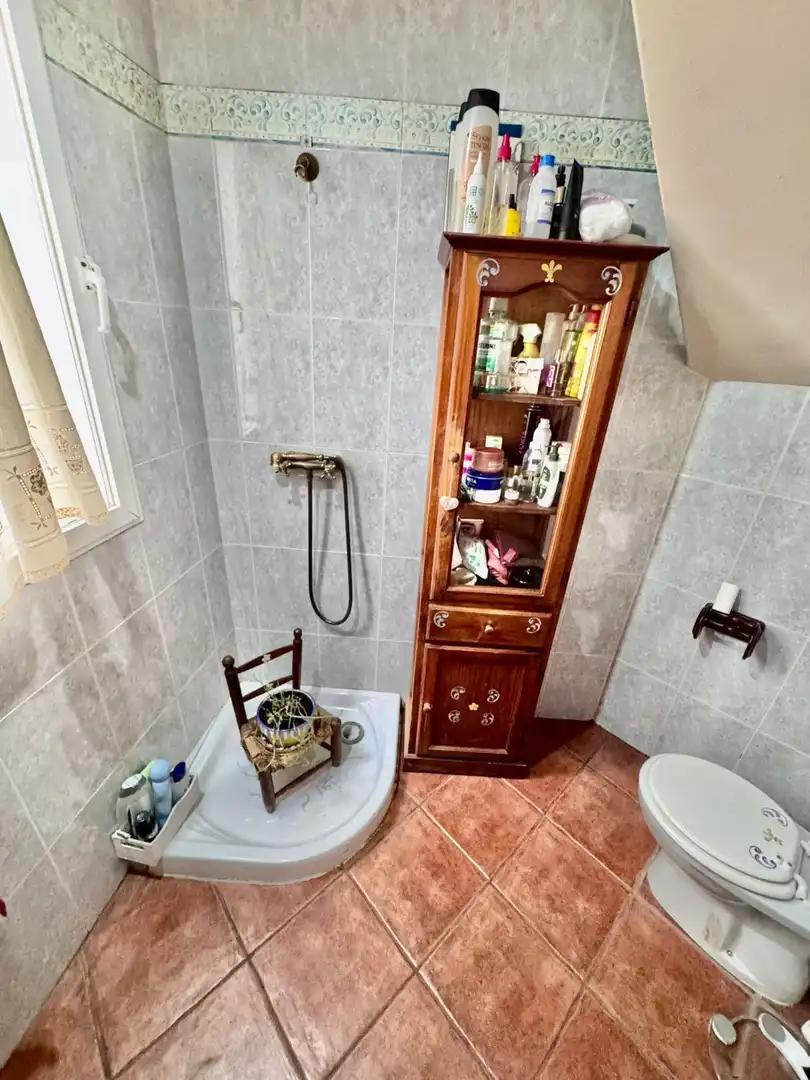 Bathroom of Detached homes for sale in Valdepeñas  with Air Conditioner and Heating
