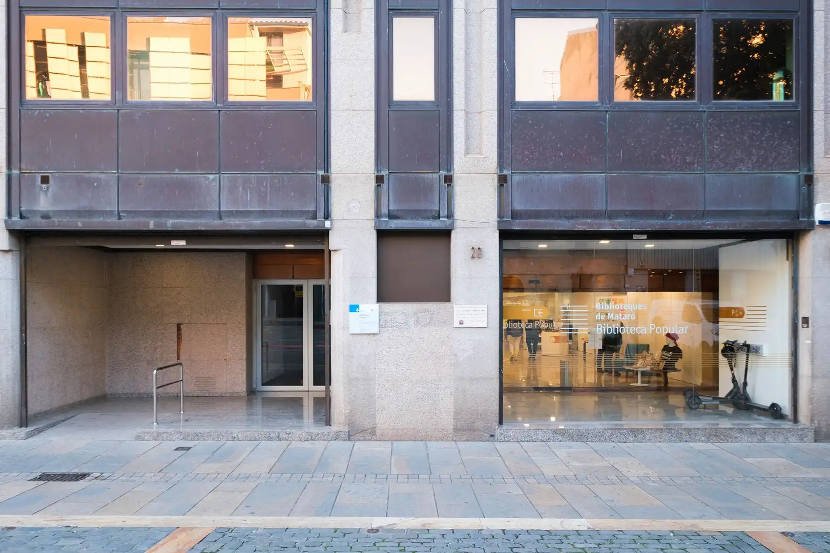 Oficina con ascensor en alquiler en Carrer d'En Palau 18, imagen 14