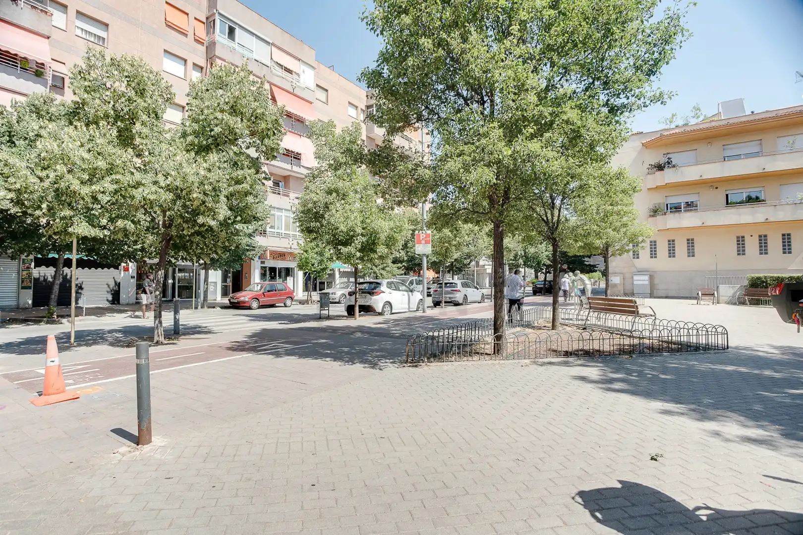 Exterior view of Duplexes for sale in Canovelles  with Terrace, Furnished and Balcony