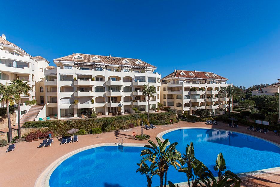 Vista exterior de Apartament en venda en Marbella amb Terrassa, Traster i Moblat