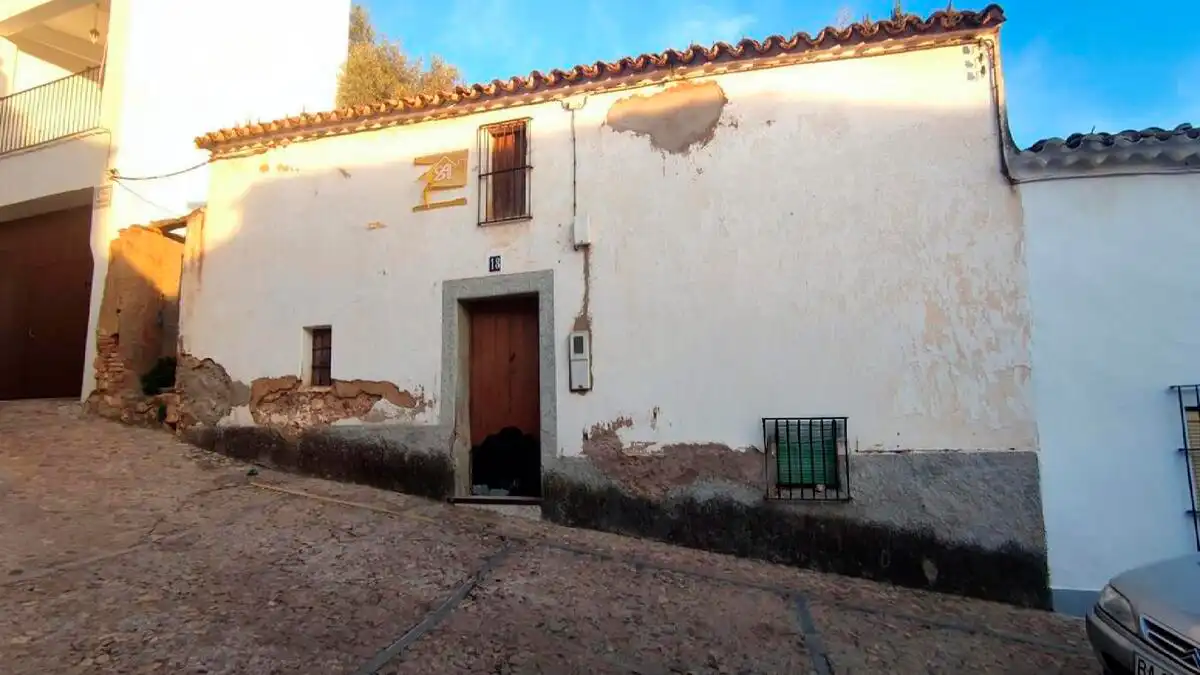 Maison à vendre à CL FUENTE 18