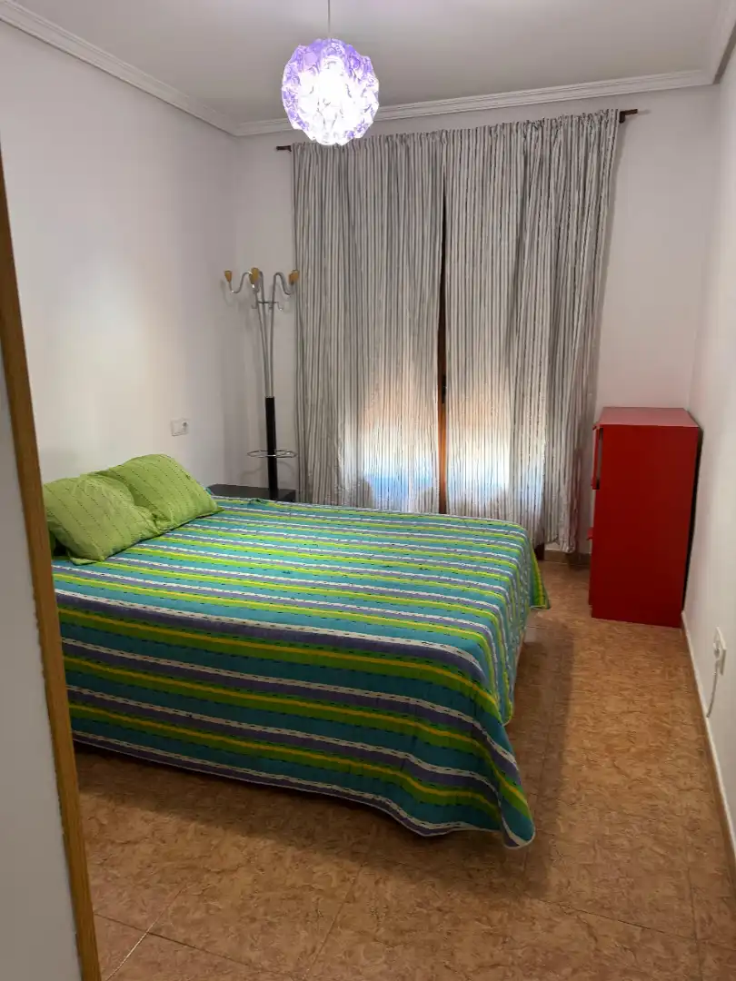 Habitación de Piso en venta en Campo de Criptana con Calefacción, Amueblado y Horno