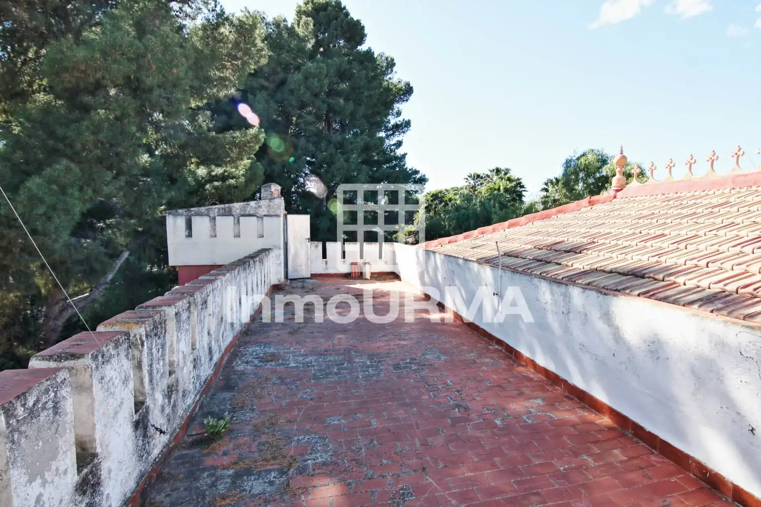 Terrassa de Casa o xalet en venda en Elda amb Jardí privat