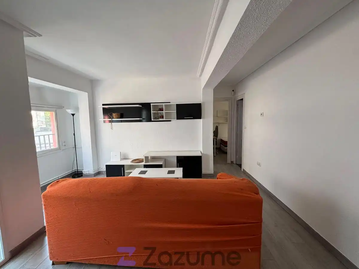 Wohnzimmer von Wohnung zur Miete in Zaragoza mit Heizung, Möbliert und Ofen