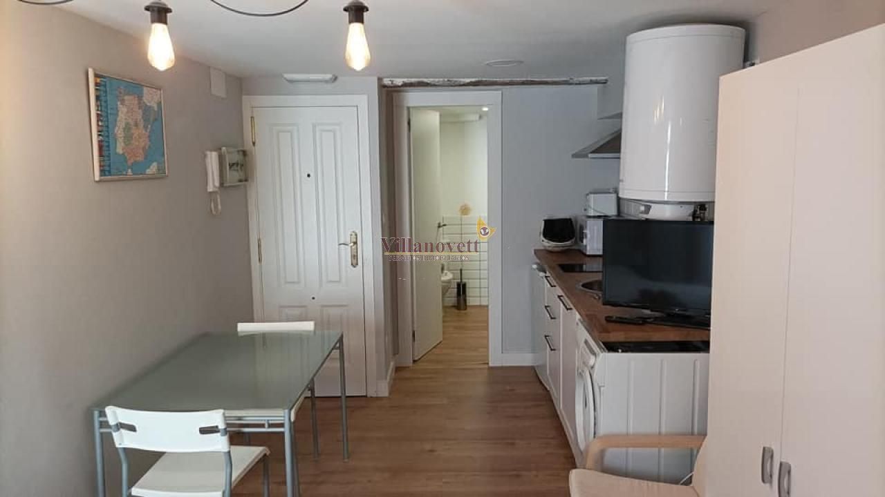 Kitchen of Study for sale in Vigo   with Heating