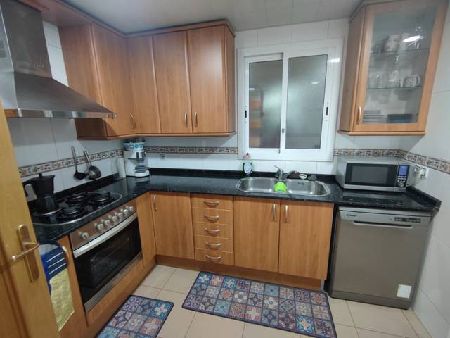 Piso en Venta en Avinguda de l'Abat Marcet en Zona Esportiva