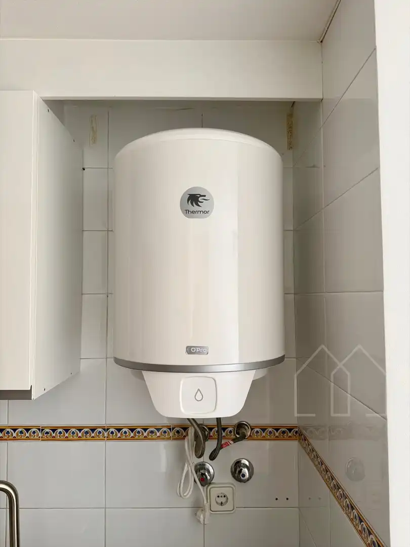 Bany de Pis en venda en Girona amb Aire condicionat, Calefacció i Terrassa