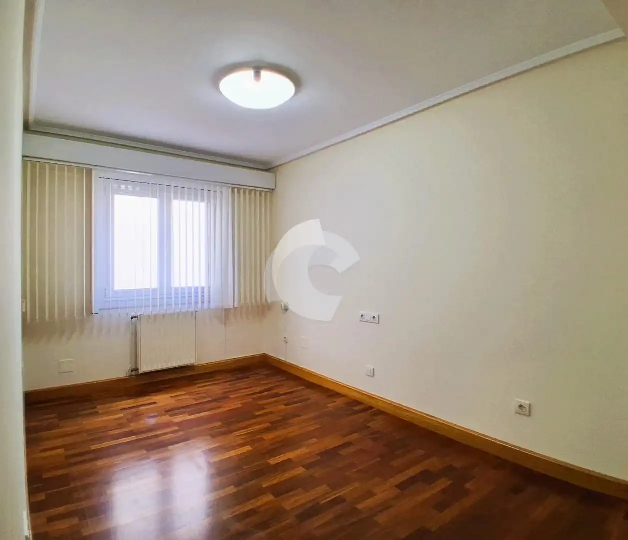 Wohnung zum Verkauf in A Coruña Capital  mit Heizung, Parkett und Ofen