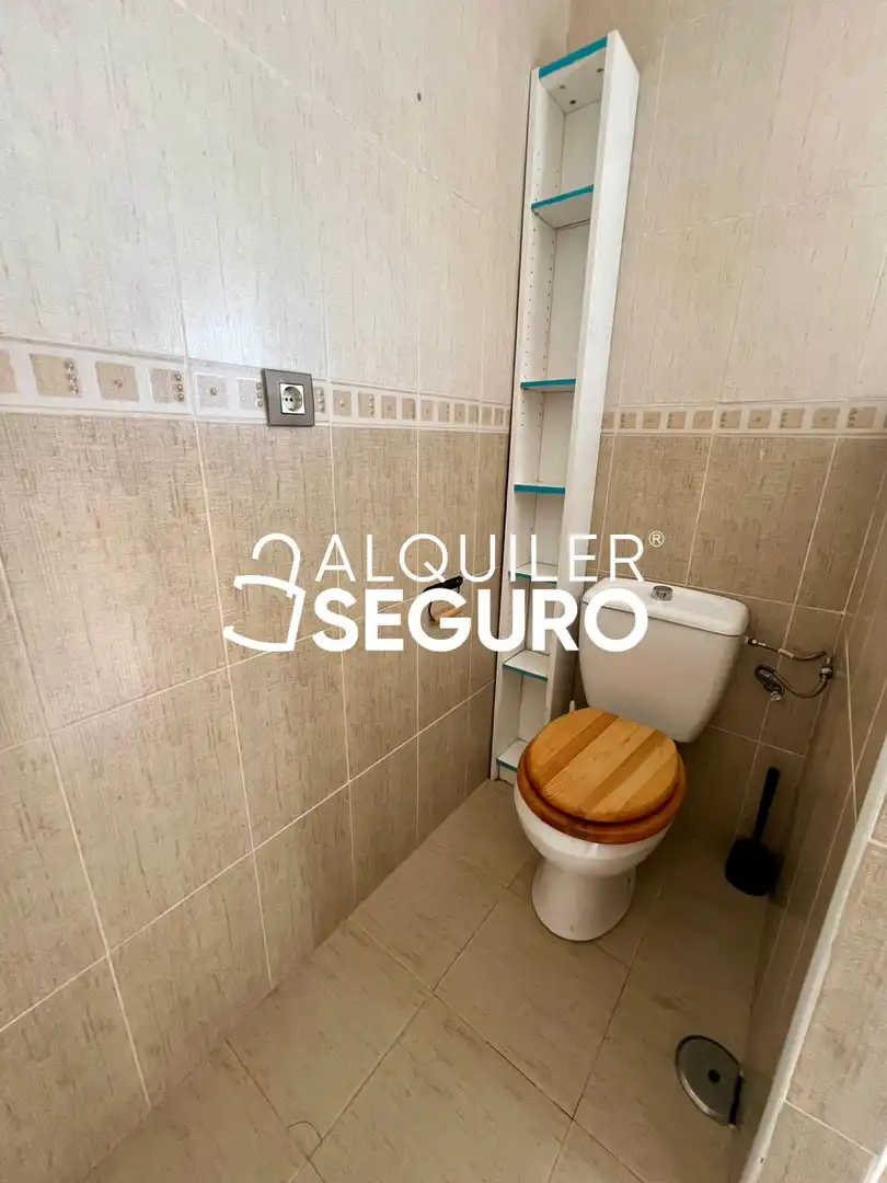 Bathroom of Houses for rent in Daganzo de Arriba  with Air Conditioner, Heating and Terrace