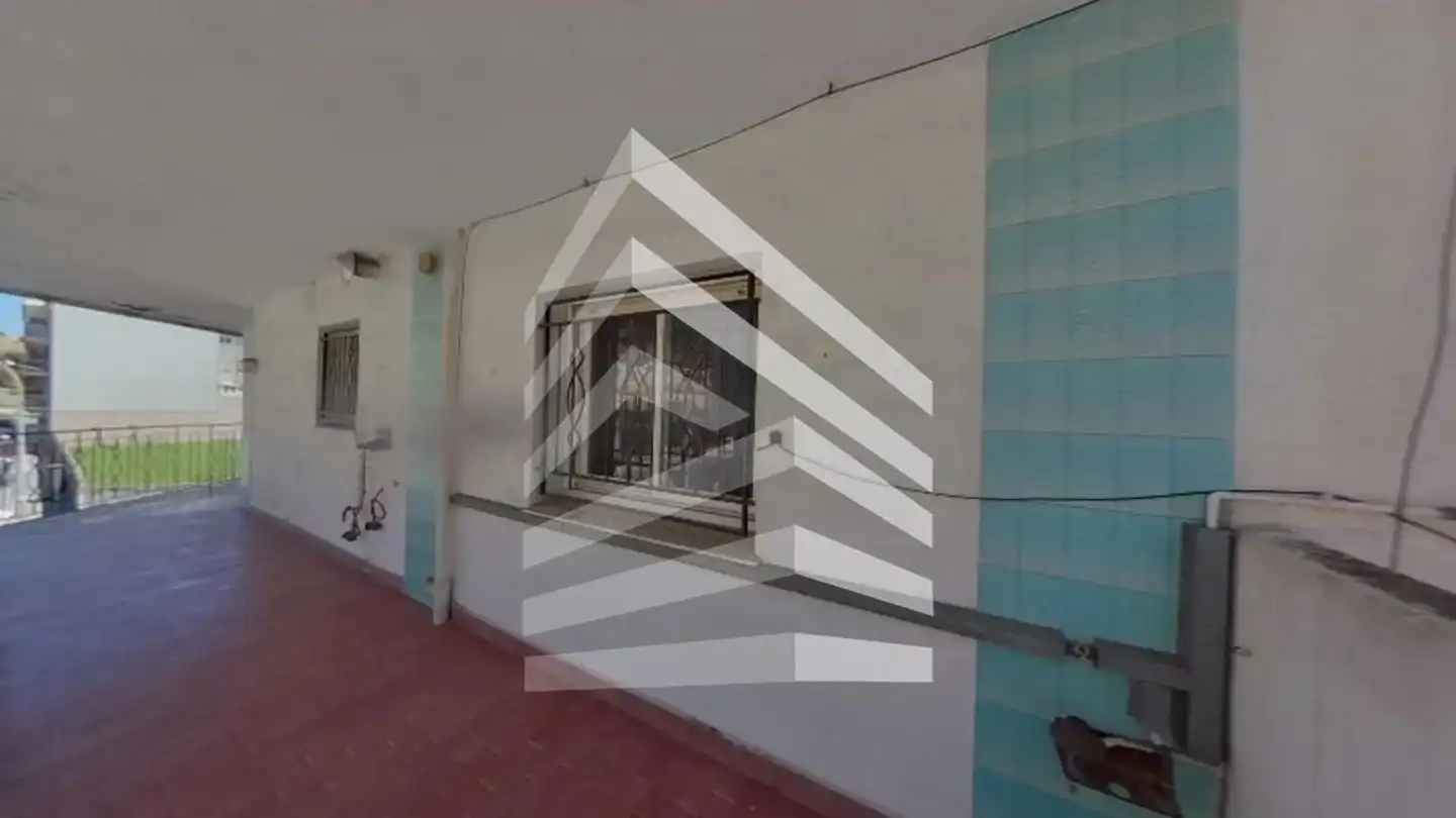 Piso con terraza en venta en calle Josep Carner, imagen 3