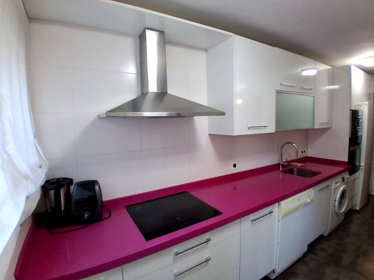 Flat for sale in San Juan Kalea, Centro