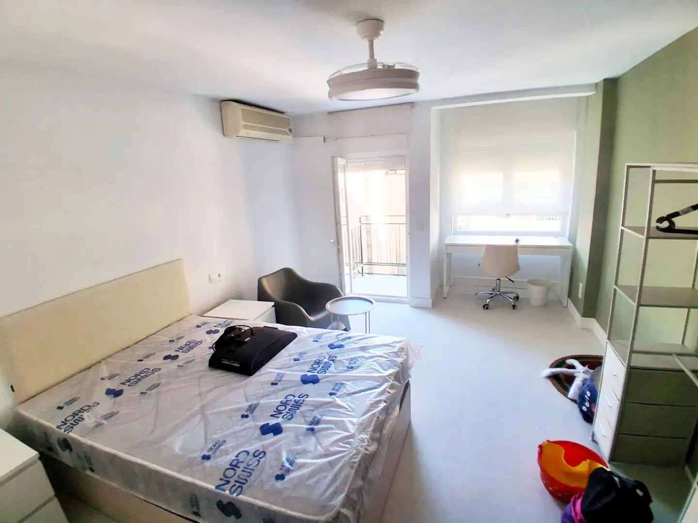 Habitación en Calle San Juan de Dios, 39, Centro - Sagrario
