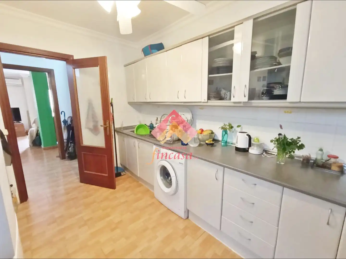 Cocina de Piso en venta en Ronda con Terraza, Trastero y Amueblado