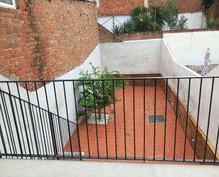 Terrassa de Dúplex de lloguer en Badalona amb Aire condicionat, Calefacció i Jardí privat