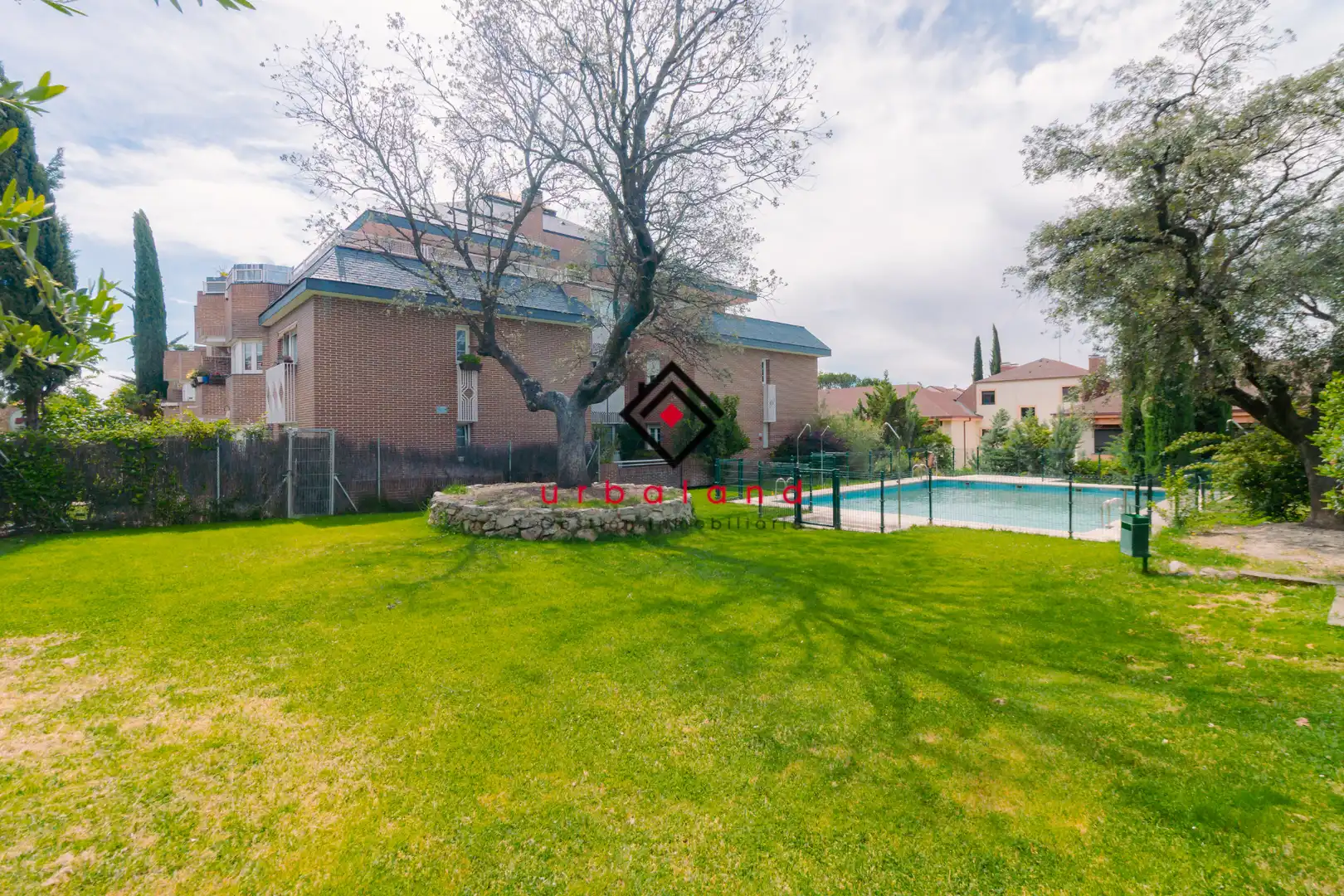 Jardí de Pis en venda en Las Rozas de Madrid amb Aire condicionat, Calefacció i Parquet