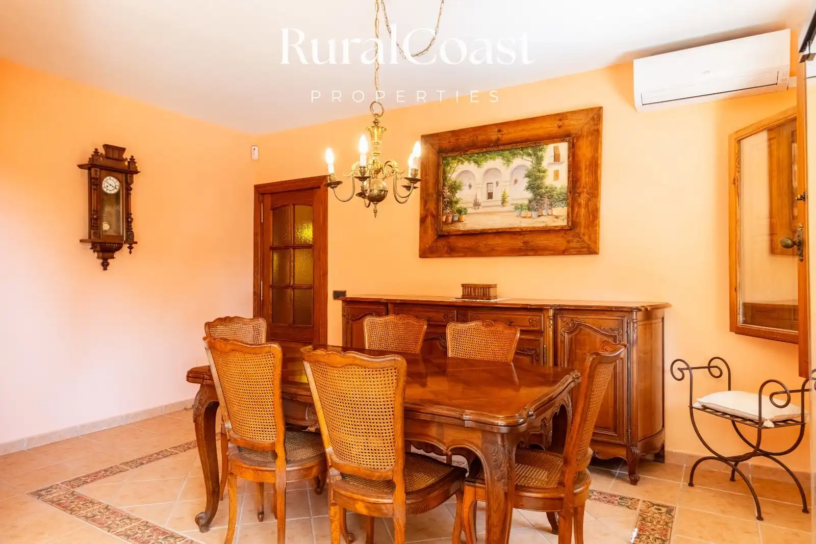 Comedor de Casa o chalet en venta en Tibi con Aire acondicionado, Calefacción y Jardín privado
