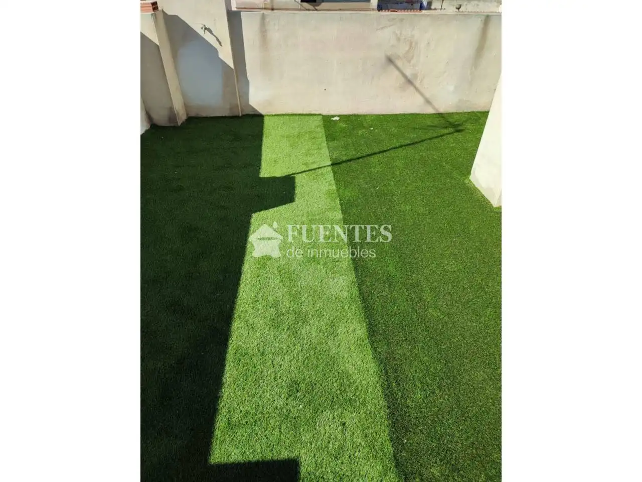 Jardín de Ático de alquiler en Alicante / Alacant con Aire acondicionado, Terraza y Amueblado