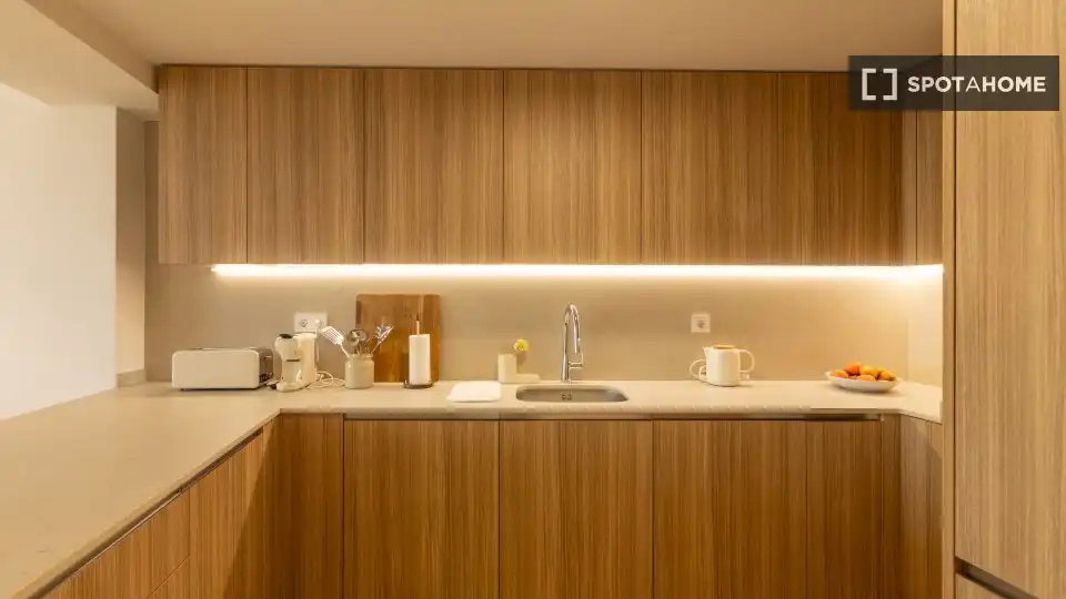Cocina de Piso de alquiler en Valencia con Aire acondicionado, Calefacción y Amueblado
