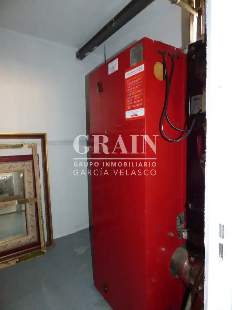 Houses for sale in Albacete  with Heating, Private garden and Storage room