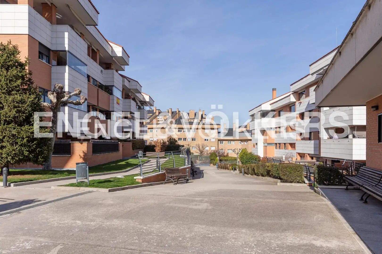 Flat with pool for sale in Zona Monte El Pilar, imagen 31