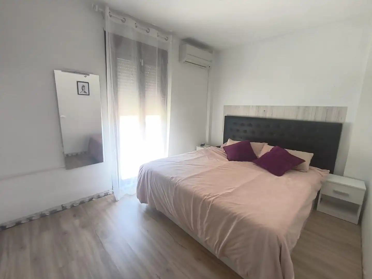 Bedroom of Detached homes for sale in La Línea de la Concepción  with Air Conditioner, Private garden and Balcony