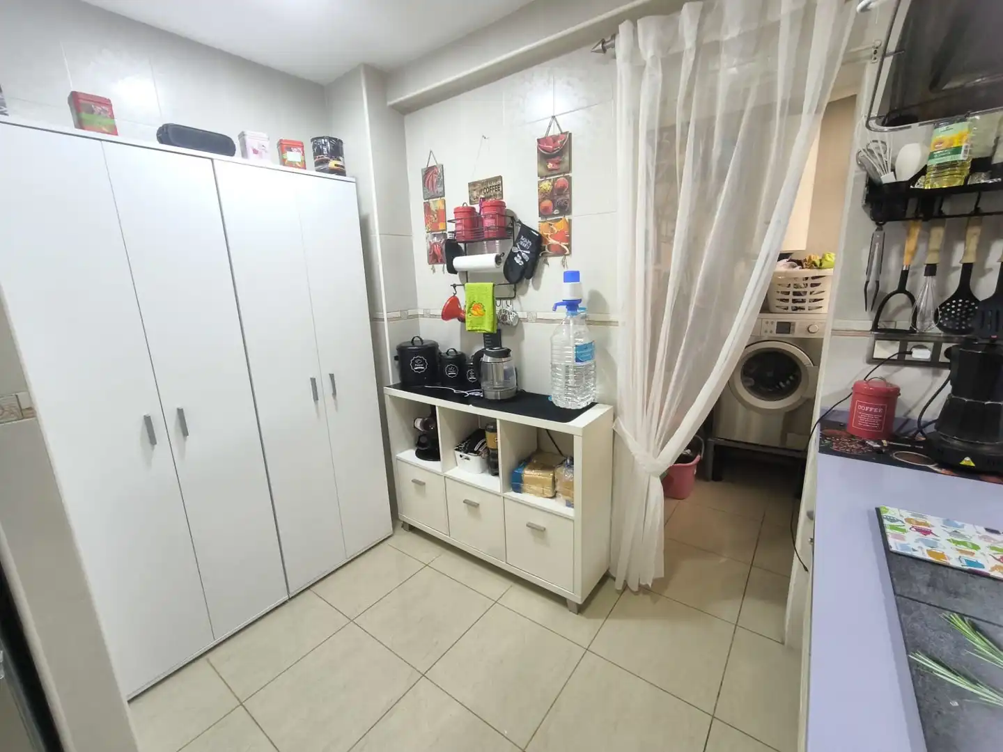 Küche von Wohnung zum Verkauf in Alcoy / Alcoi mit Klimaanlage und Abstellraum