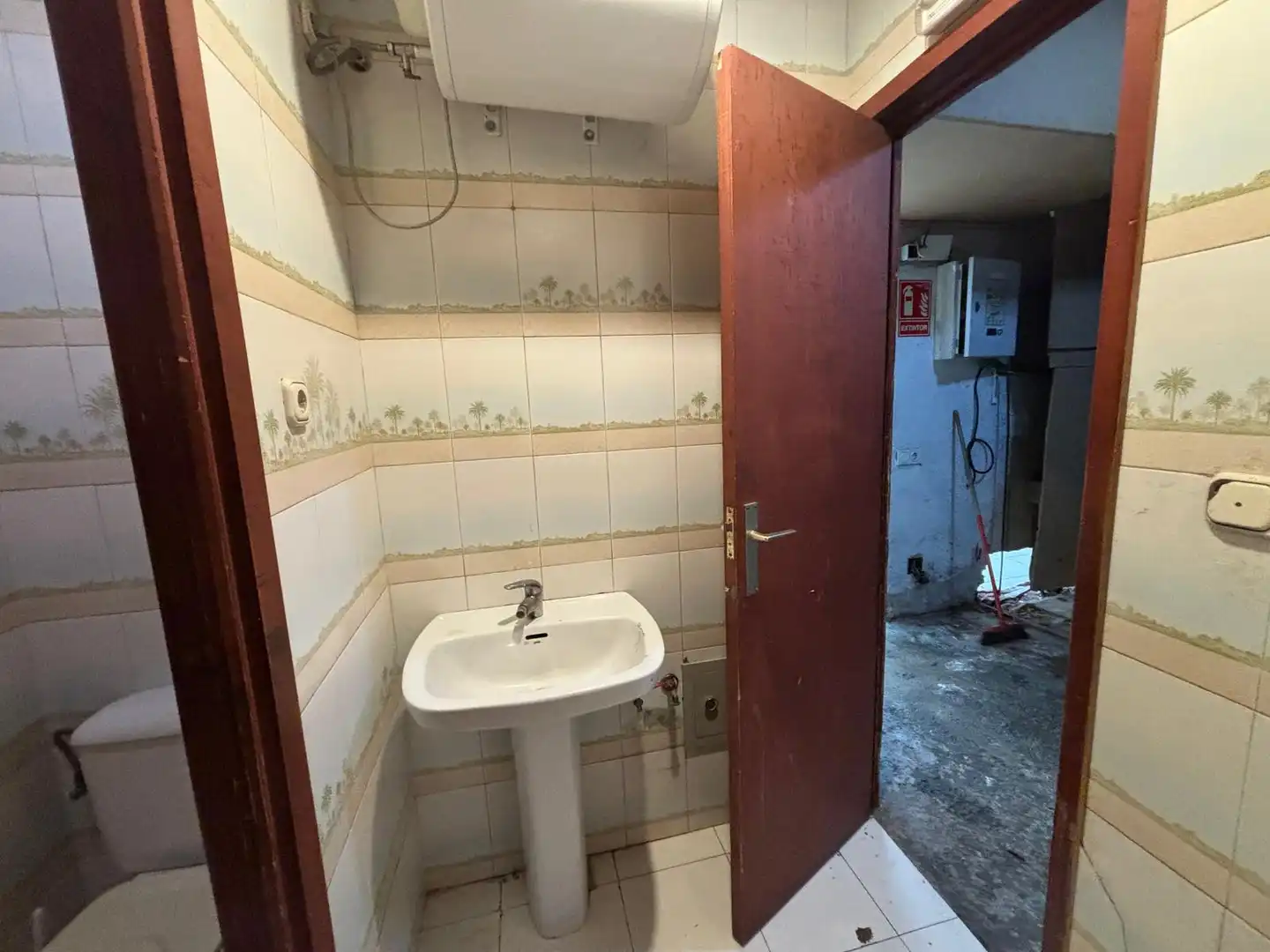 Badezimmer von Geschaftsraum zur Miete in  Pamplona / Iruña