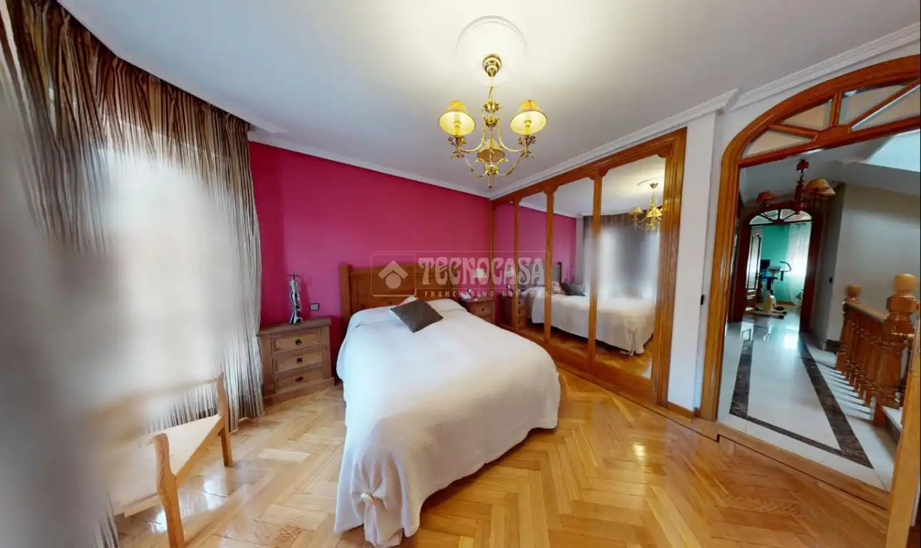 Schlafzimmer von Einfamilien-Reihenhaus zum Verkauf in Leganés mit Heizung, Parkett und Terrasse