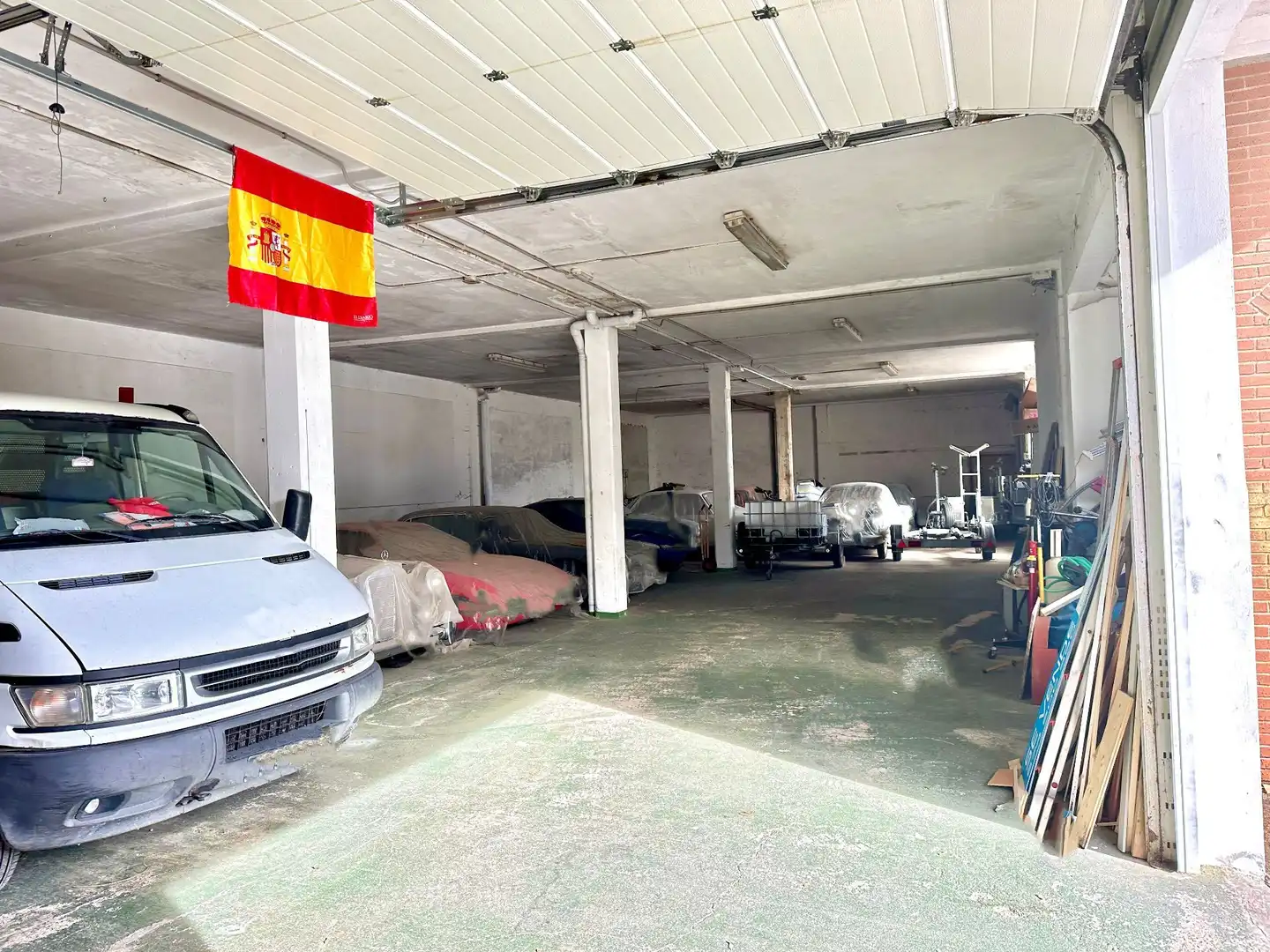 Parking of Commercial properties for sale in Entrambasaguas