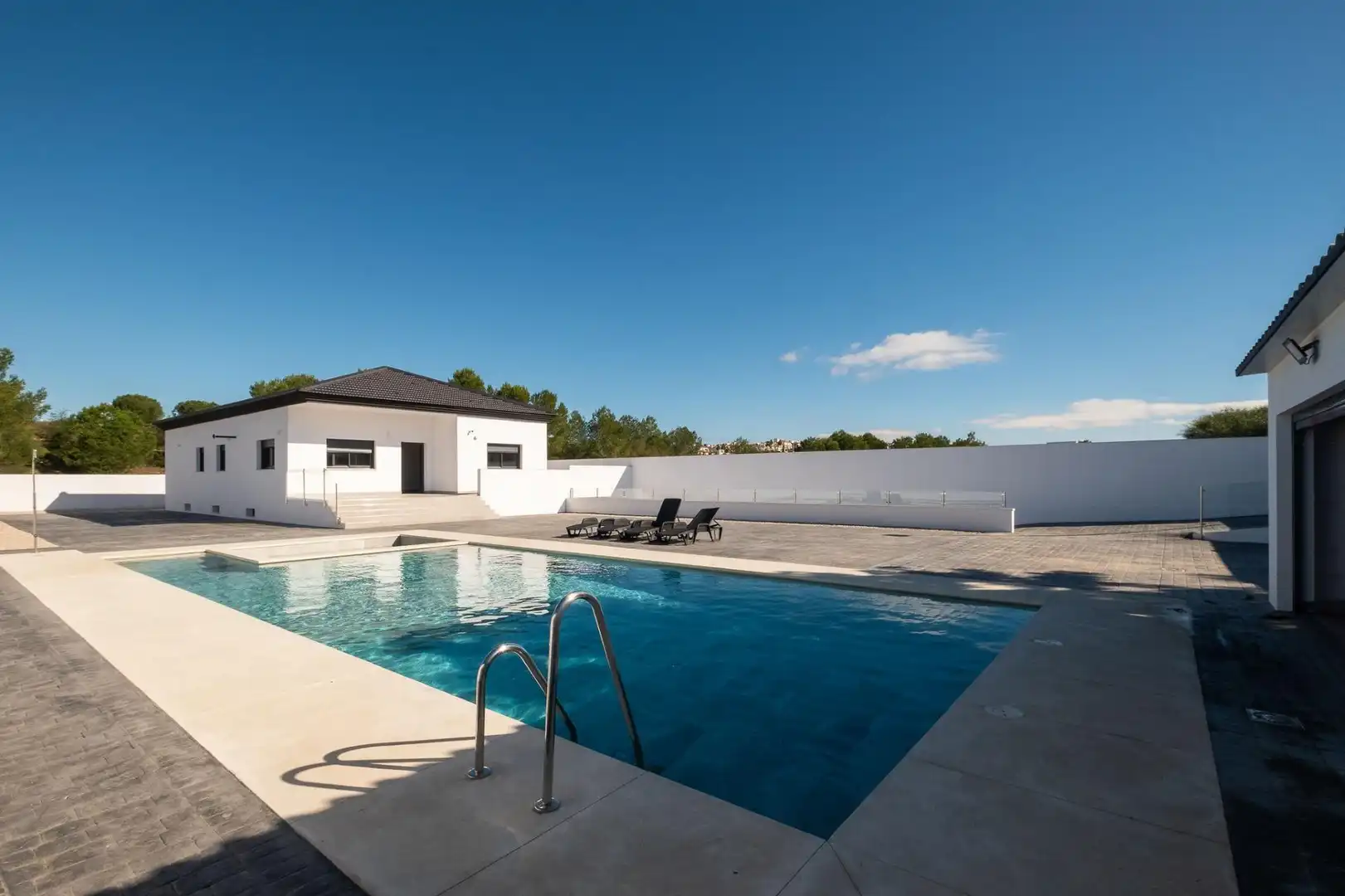 Swimming pool of Houses for sale in Ayamonte  with Air Conditioner, Private garden and Storage room