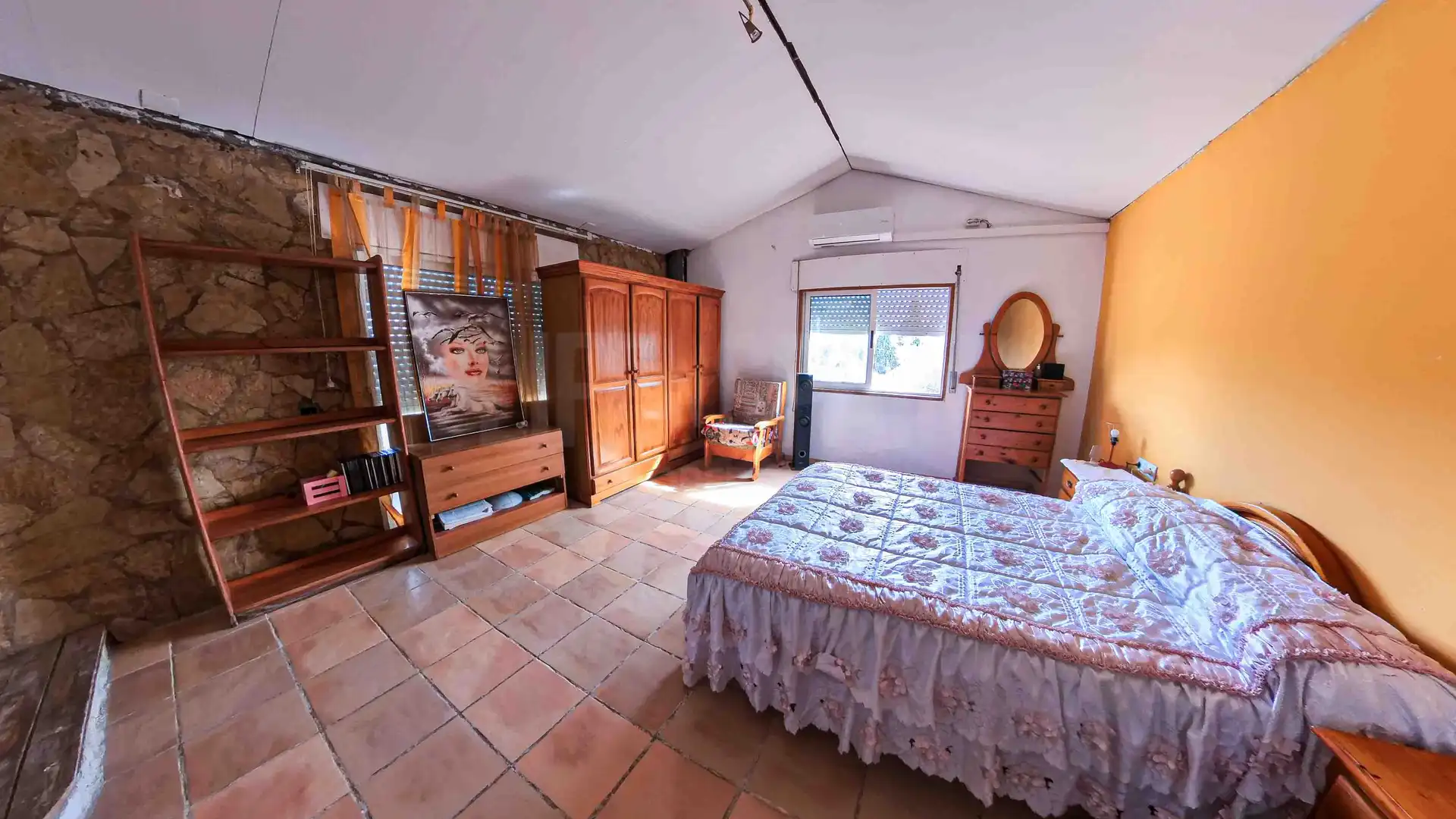 Country homes for sale in Zona Hospital