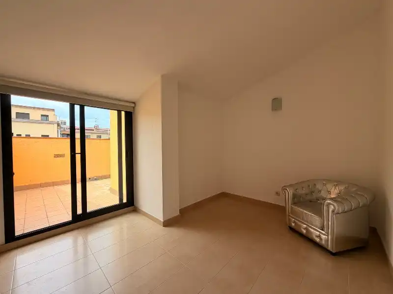 Piso en venta en La Bisbal d'Empordà con Aire acondicionado, Calefacción y Parquet