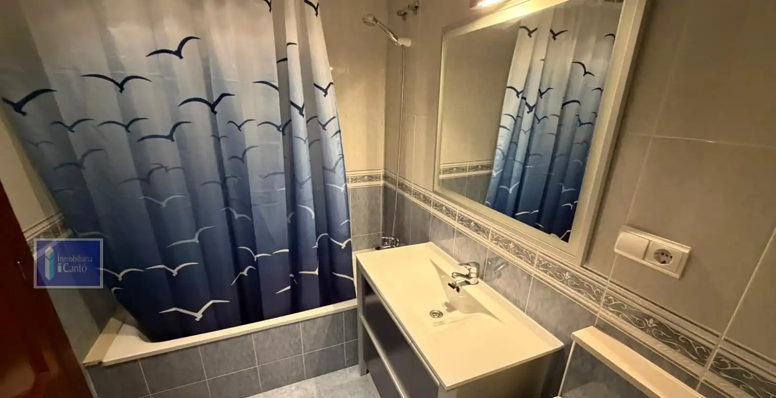 Bathroom of Flat for sale in Alcoy / Alcoi  with Heating and Storage room