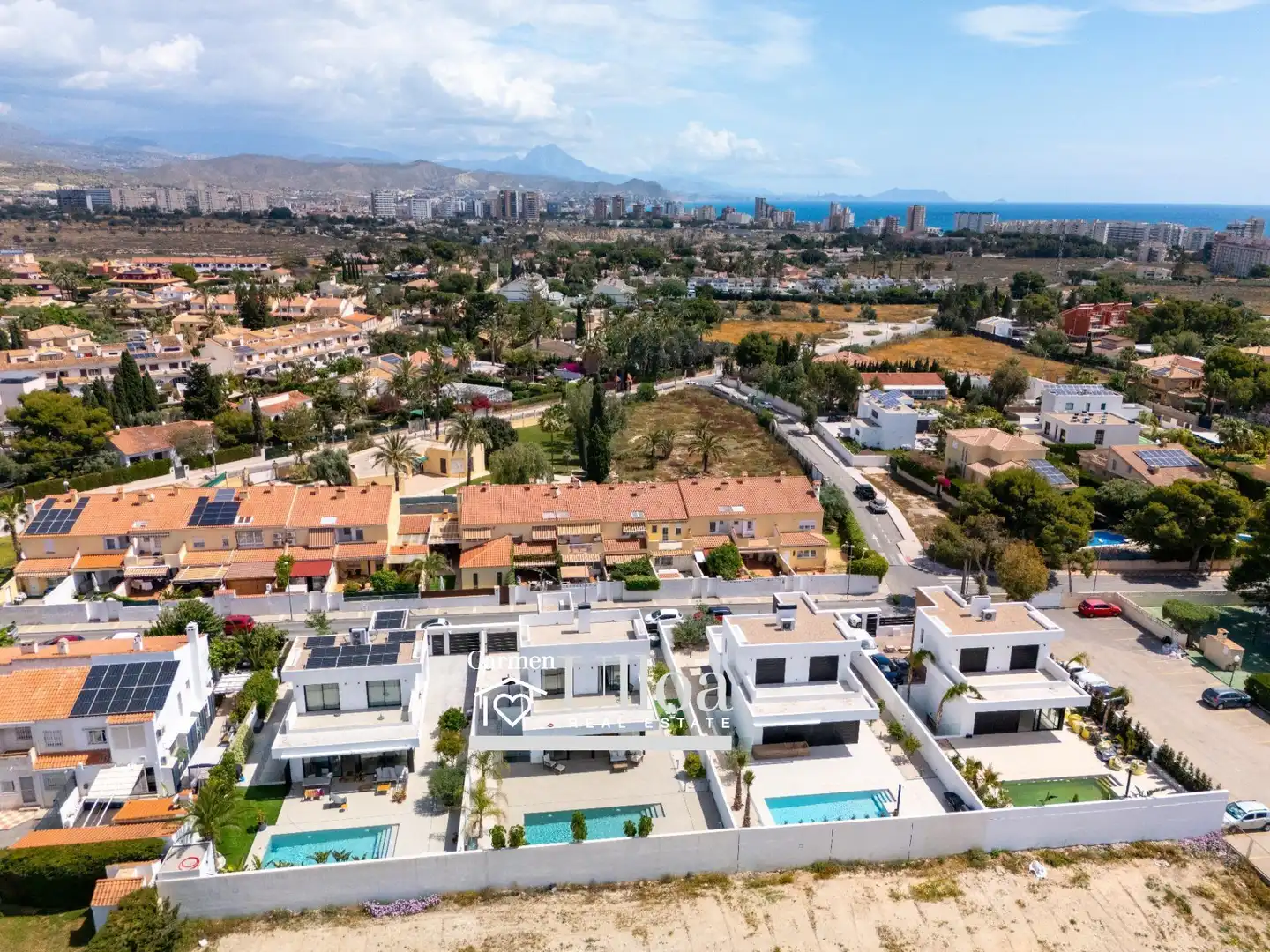 Vista exterior de Casa o xalet en venda en Sant Joan d'Alacant amb Aire condicionat, Calefacció i Terrassa