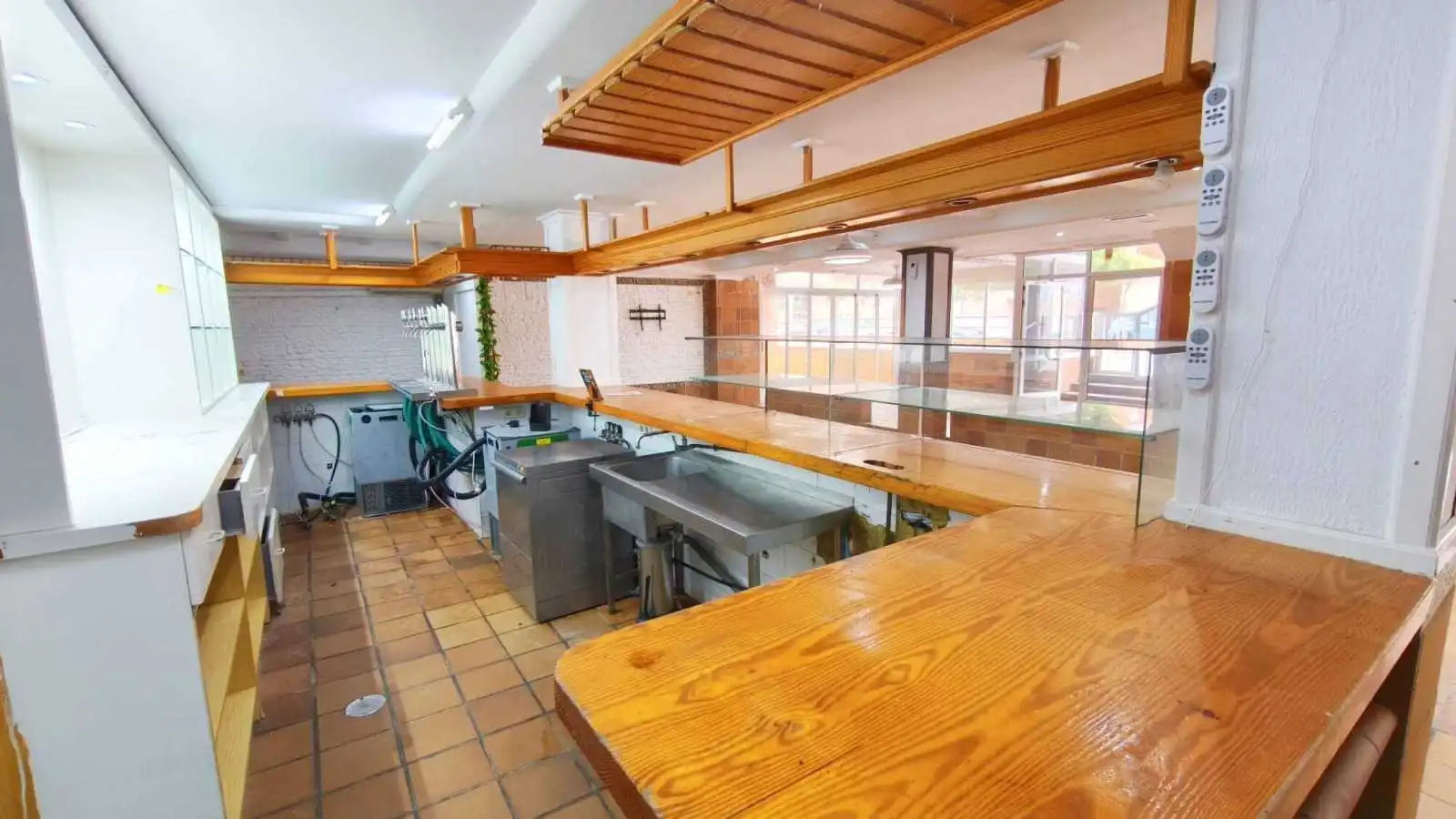 Local commercial à vendre à Tavernes de la Valldigna, imagen 8