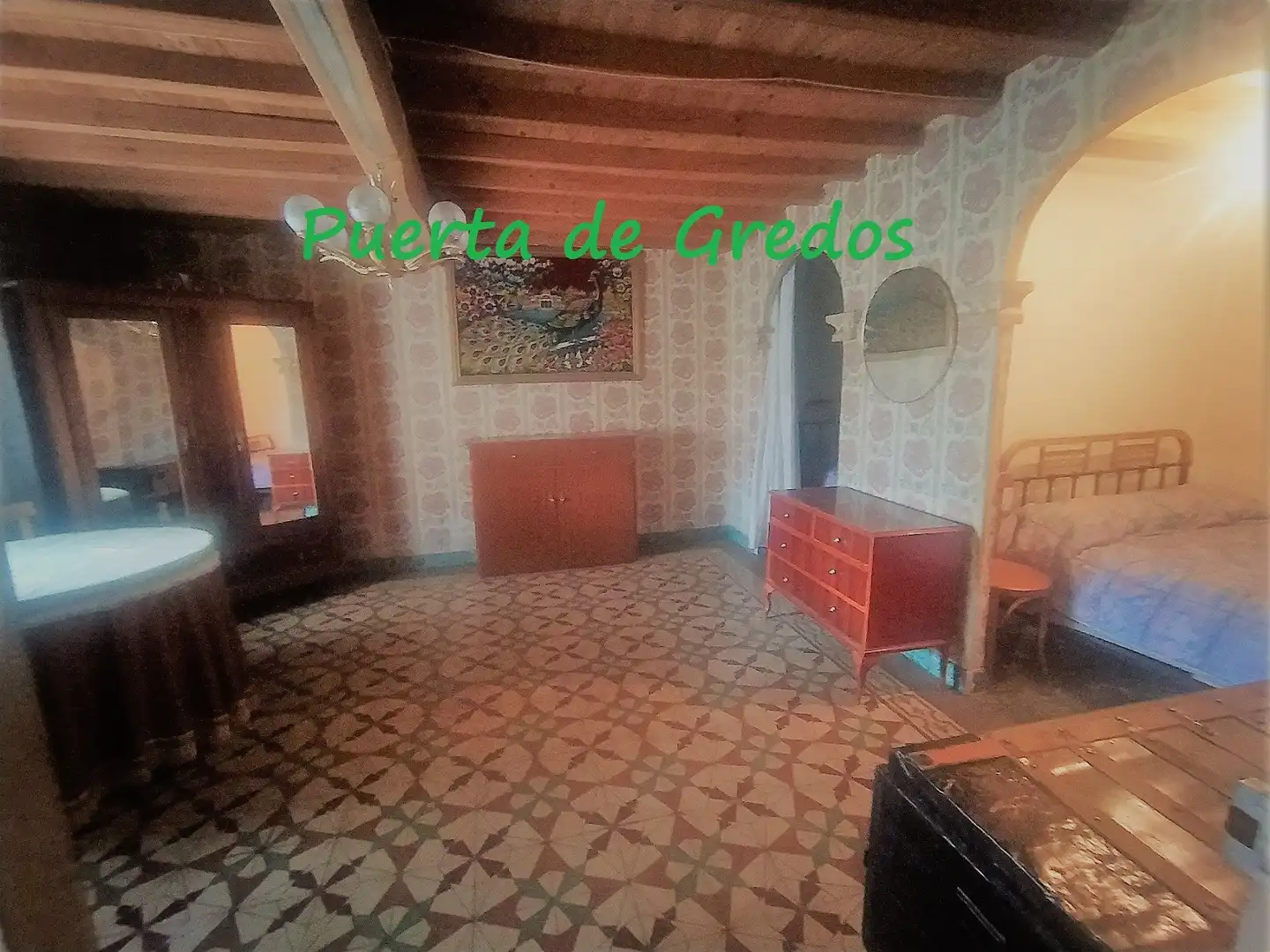 Casa o xalet en venda en Navamorales amb Jardí privat