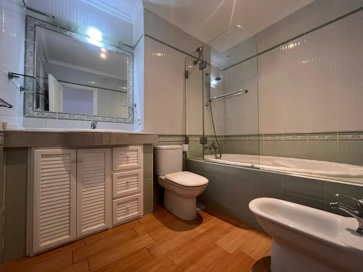 Bathroom of Flat for rent in Jerez de la Frontera  with Air Conditioner and Balcony