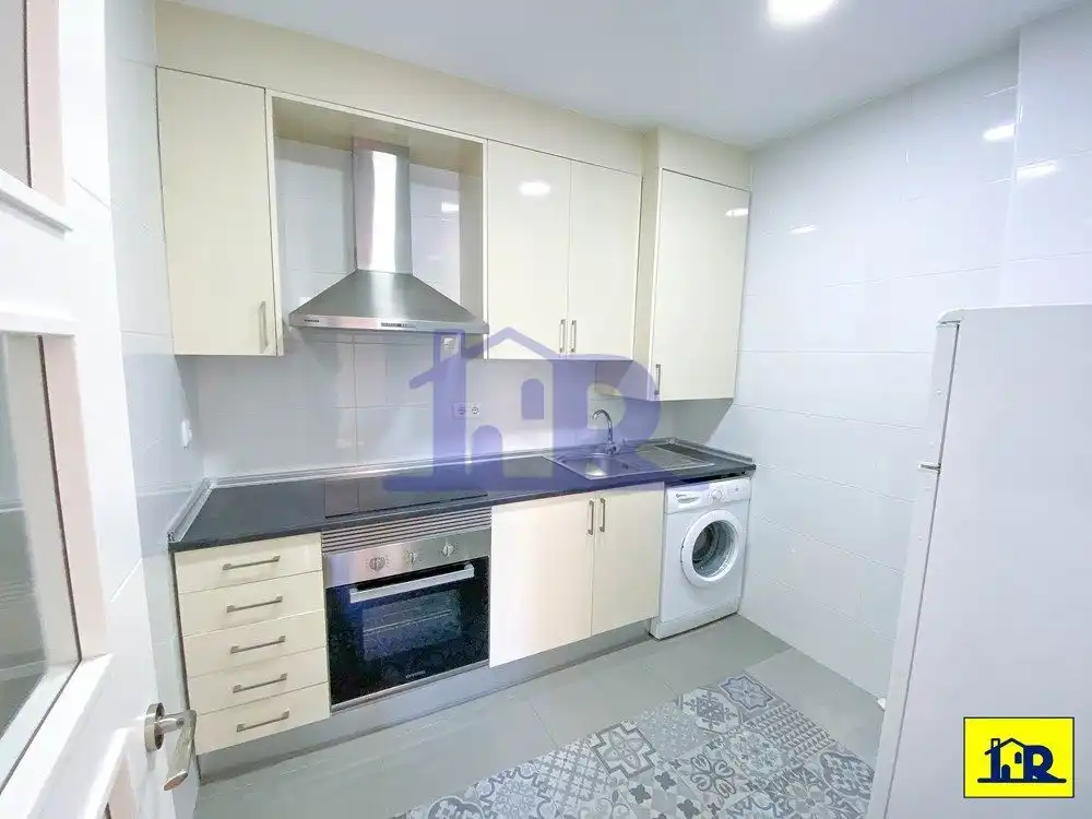 Piso de alquiler en FRAY LUIS DE LEON, Centro