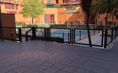 Swimming pool of Flat for sale in Fuenlabrada  with Air Conditioner