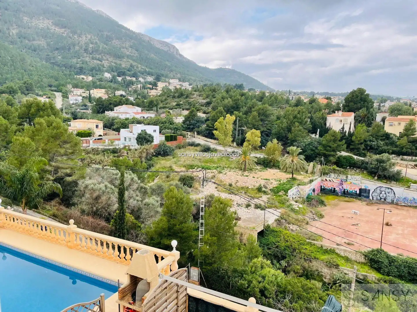 Exterior view of Houses for sale in Dénia  with Air Conditioner and Storage room