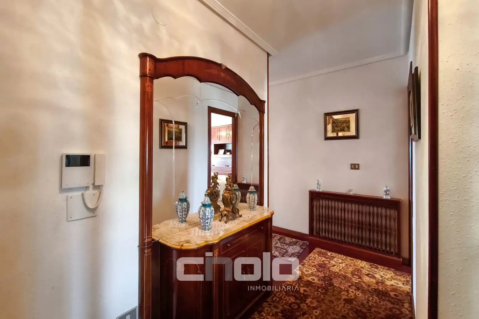 Piso en venta en Lugo con Calefacción, Trastero y Amueblado