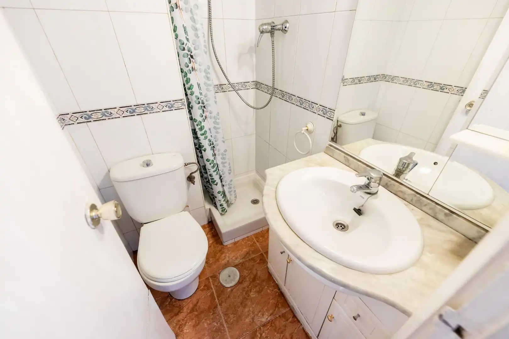 Baño de Piso de alquiler en Madrid con Parquet