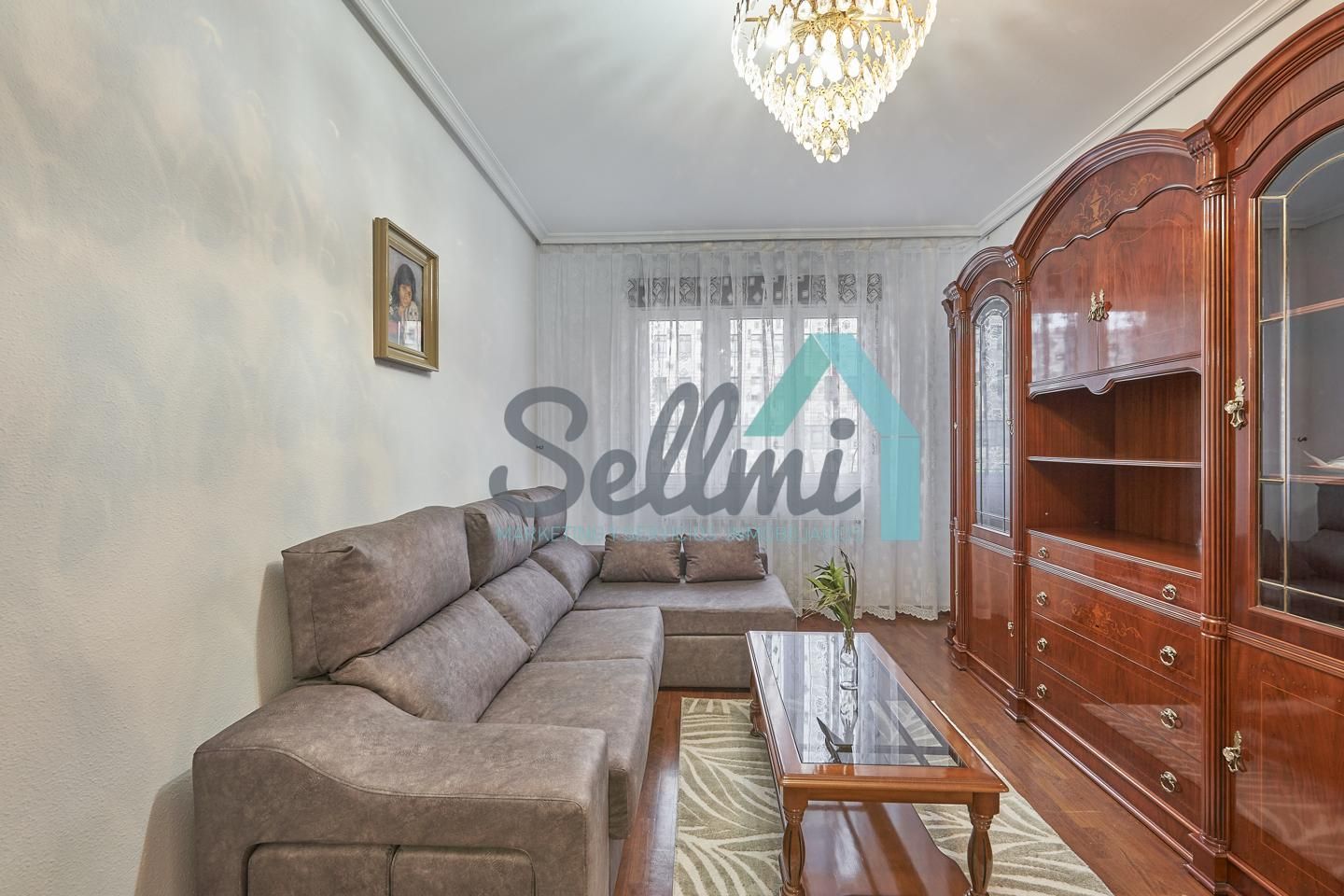 Sala de estar de Piso de alquiler en Oviedo  con Calefacción, Parquet y Terraza