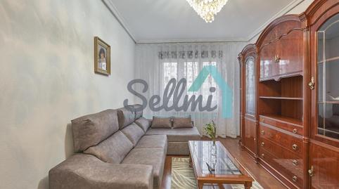 Foto 3 de Piso de alquiler en De Santander, Salesas - Foncalada - Campoamor, Oviedo