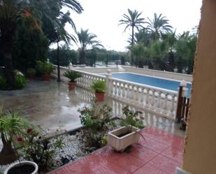 Piscina de Casa o xalet en venda en Elche / Elx amb Aire condicionat, Calefacció i Jardí privat